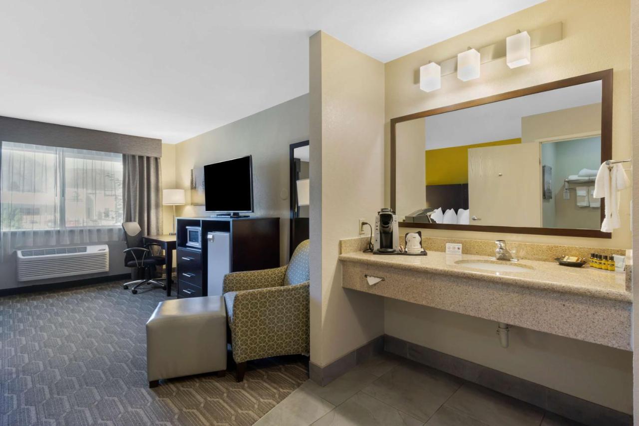 เบสต์ เวสเทิร์น พลัส เวนัตชี ดาวน์ทาวน์ โฮเต็ล Hotel ภายนอก รูปภาพ